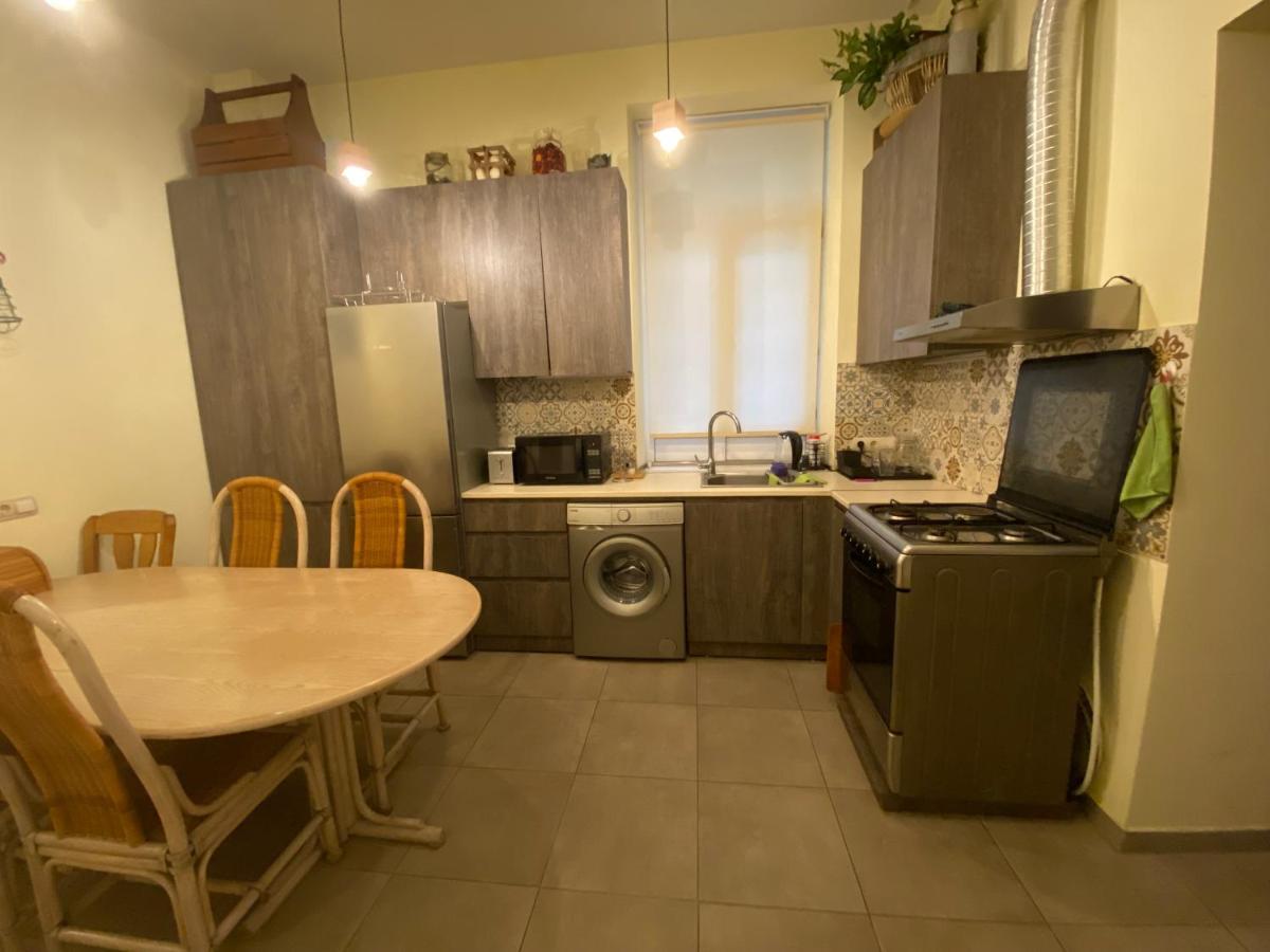 Nice Loft On Uznadze Street Tbilisi Exterior photo